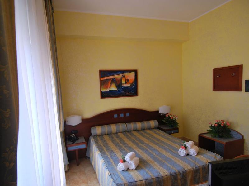 Hotel San Giuseppe - Cityhotel Catanzaro Eksteriør bilde