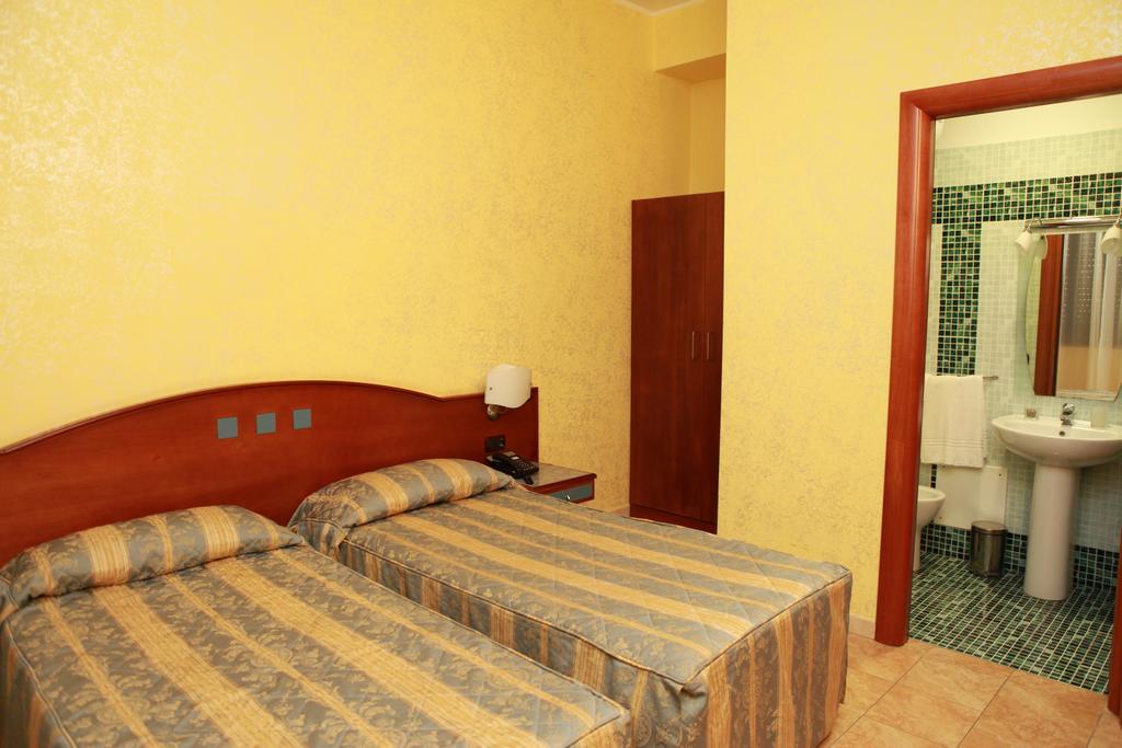 Hotel San Giuseppe - Cityhotel Catanzaro Eksteriør bilde