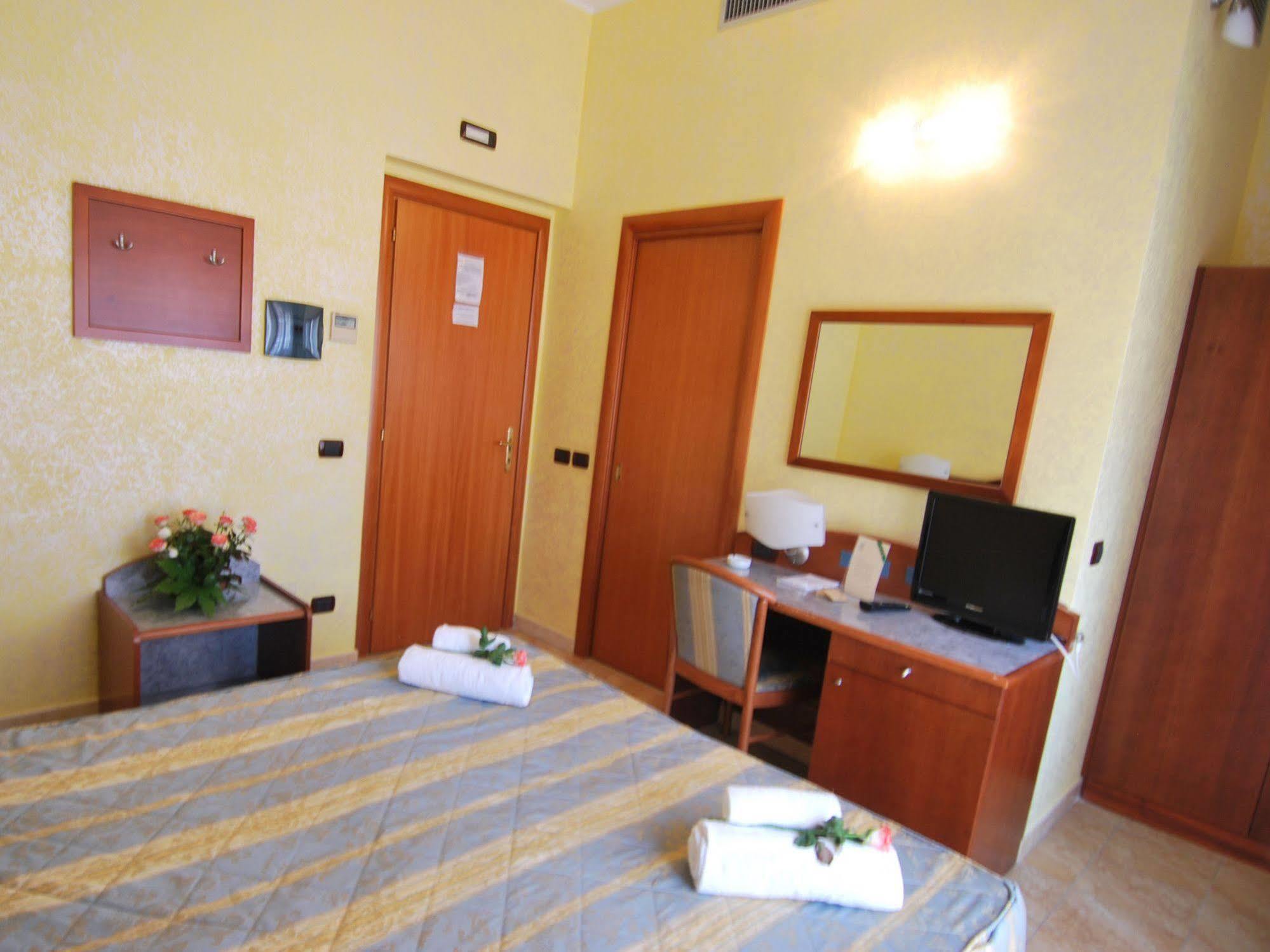 Hotel San Giuseppe - Cityhotel Catanzaro Eksteriør bilde